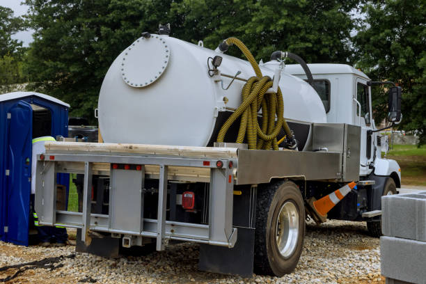 Porta potty delivery and setup in Beecher, IL